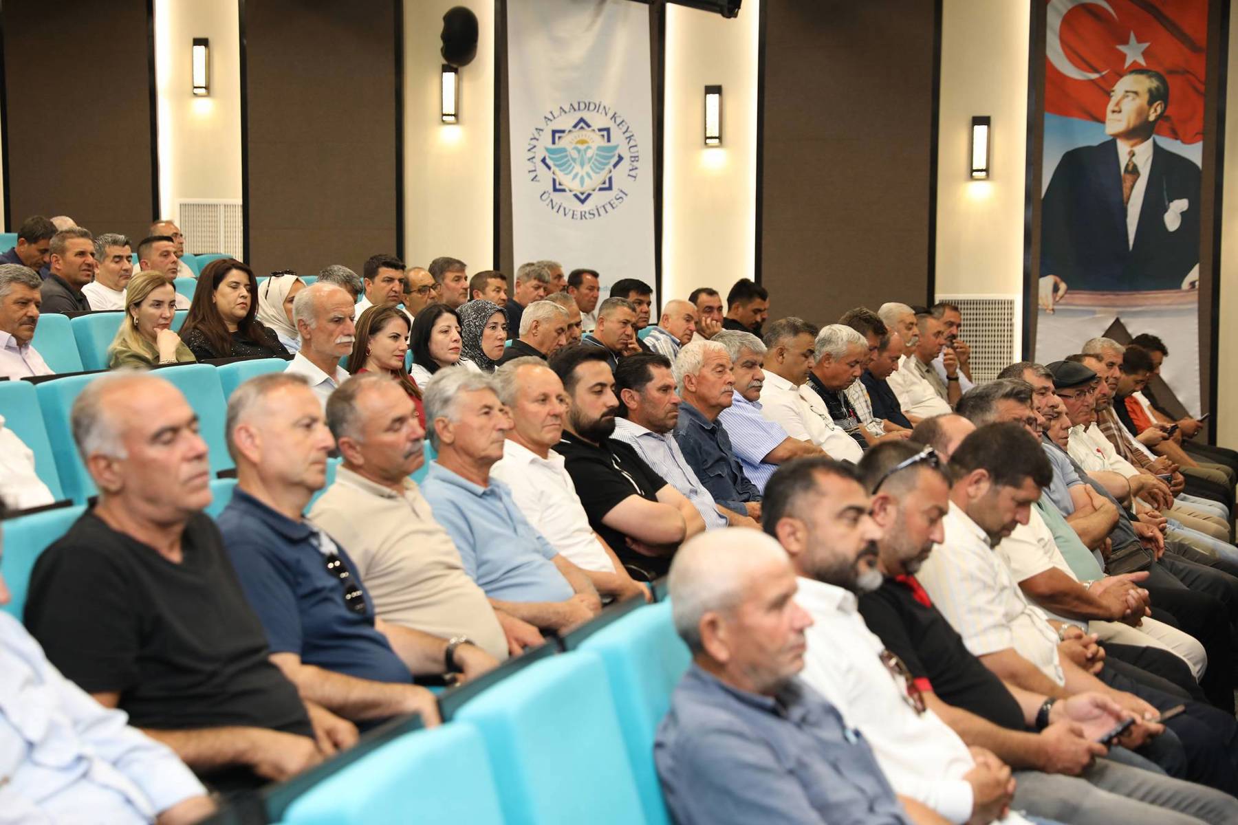 ALANYA’DA MUHTARLAR AKADEMİSİ BAŞLADI